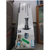 Image 1 : 2-in-1 flat/tilt TV wall mount