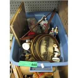 Tote of decorative household objects