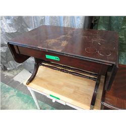 Vintage Duncan Fyfe coffee table with drop sides