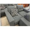 Image 3 : New - Upholstered sofa, loveseat & chair