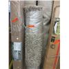 Image 1 : Used shag carpet - beige