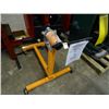 Image 1 : Engine Stand