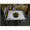 Image 1 : Lumex Imperial Commode