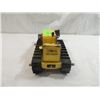 Image 4 : VINTAGE STRUCTO BULLDOZER TOY