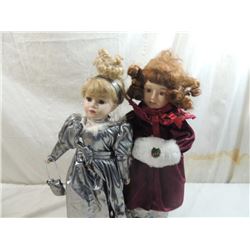 LOT 2 COLLECTORS DOLLS