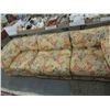 Image 1 : VINTAGE RETRO SECTIONAL  COMFY COUCH
