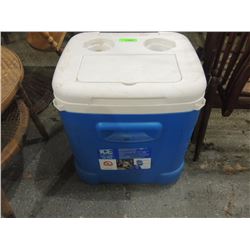 IGLOO TRAVEL COOLER