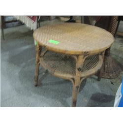 ROUND WICKER COFFEE TABLE