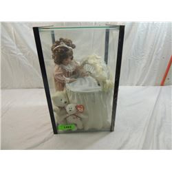 DOLL CHILD WITH BABY DIORAMA