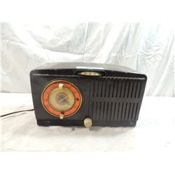 VINTAGE GENERAL ELECTRIC RADIO