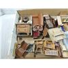 Image 2 : LARGE JACKPOT LOT WOODEN DOLLHOUSE FURNITURE