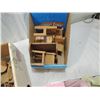 Image 5 : LARGE JACKPOT LOT WOODEN DOLLHOUSE FURNITURE