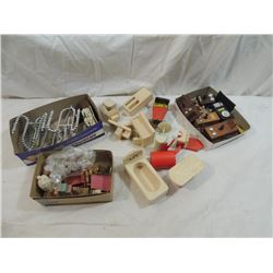 JACKPOT BOX DOLLHOUSE FURNITURE, PHONES, KITCHEN,Q
