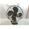 Image 2 : VINTAGE VICTOR ELECTRIC FAN