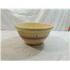 Image 3 : VINTAGE MCCOY OVENWARE 10 BOWL