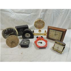 BOX LOT MISC SMALL VINTAGE CLOCKS