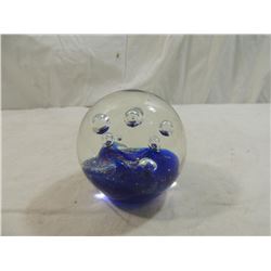 STUNNING BUBBLE & WAVE LIKE DESIGN PAPERWEIGHT