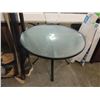 Image 1 : ROUND FROSTED GLASS TOP PATIO TABLE