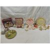 Image 1 : LOT 5 VINTAGE RESIN MINIATURE TEA SETS