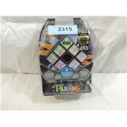 RUBIKS REVOLUTION ELECTRONIC GAME