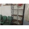 Image 1 : DECORATIVE CORNER SHELVES
