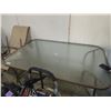 Image 1 : GLASS TOP PATIO TABLE