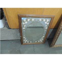 VINTAGE DECORATIVE WALL MIRROR