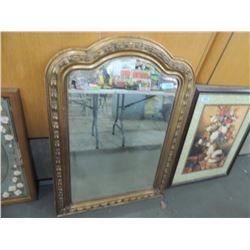 VINTAGE GOLD FRAMED CARVED FRAME MIRROR