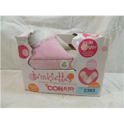 TWINKLETTES MASSAGING & LIGHTED SLIPPERS FOR KIDS