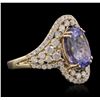 Image 2 : 14KT Yellow Gold 4.73ct Tanzanite and Diamond Ring