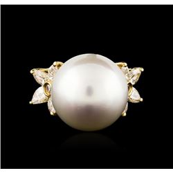 18KT Yellow Gold Pearl and Diamond Ring