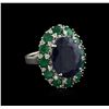 Image 2 : 14KT White Gold 12.52ct Sapphire, Emerald and Diamond Ring