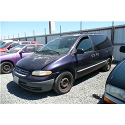 99 Plymouth Voyager 3 Dr STD Passenger Van - T - `DRIVE