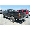 Image 6 : 88 Toyota Pickup 2 Dr  4WD Extended Cab SB - T - DRIVE MC