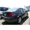 Image 4 : 01 Volkswagen Jetta 4dr Sedan - T - RUN