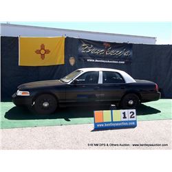 2007 FORD CROWN VICTORIA ~ 136,706 MILES VIN: 2FAFP71WX7X129446, BLACK & WHITE SEDAN, RWD, V8, 4.6L,