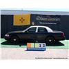 Image 2 : 2007 FORD CROWN VICTORIA ~ 136,706 MILES VIN: 2FAFP71WX7X129446, BLACK & WHITE SEDAN, RWD, V8, 4.6L,