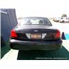 Image 6 : 2007 FORD CROWN VICTORIA ~ 136,706 MILES VIN: 2FAFP71WX7X129446, BLACK & WHITE SEDAN, RWD, V8, 4.6L,