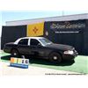Image 4 : 2010 FORD CROWN VICTORIA ~ 125,772 MILES VIN: 2FABP7BV4AX129471, BLACK & WHITE SEDAN, RWD, V8, 4.6L,