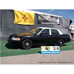 2010 FORD CROWN VICTORIA ~ 133,792 MILES VIN: 2FABP7BV1AX119268, BLACK & WHITE SEDAN, RWD, V8, 4.6L,