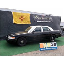 2008 FORD CROWN VICTORIA ~ 139,761 MILES VIN: 2FAFP71VX8X159183, BLACK & WHITE SEDAN, RWD, V8, 4.6L,
