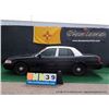 Image 2 : 2008 FORD CROWN VICTORIA ~ 118,126 MILES VIN: 2FAFP71V88X159148, BLACK & WHITE, SEDAN, RWD, V8, 4.6L