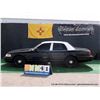 Image 2 : 2010 FORD CROWN VICTORIA ~ 127,397 MILES VIN: 2FABP7BV3AX136640, BLACK & WHITE SEDAN, RWD, V8,4.6L, 