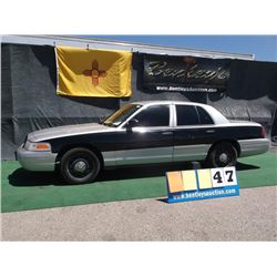 2008 FORD CROWN VICTORIA ~ 125,525 MILES VIN: 2FAFP71V48X173063, BLACK & SILVER, SEDAN, RWD, V8, 4.6