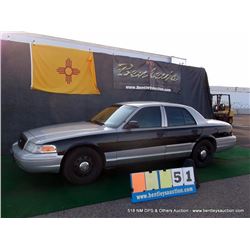 2008 FORD CROWN VICTORIA ~ 125,557 MILES VIN: 2FAFP71V58X141237, BLACK & SILVER, SEDAN, RWD, V8, 4.6