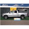 Image 2 : 2005 DODGE RAM PICKUP 1500 ~ 116,818 MILES VIN: 1D7HU18P05J612351, SILVER, PICKUP, 4WD, V8, 4.7L, 1/