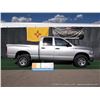 Image 5 : 2005 DODGE RAM PICKUP 1500 ~ 116,818 MILES VIN: 1D7HU18P05J612351, SILVER, PICKUP, 4WD, V8, 4.7L, 1/