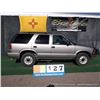 Image 5 : 2001 CHEVROLET BLAZER ~ 123,608 MILES VIN: 1GNDT13W01K201330, SILVER, SUV, 4WD, V6, 4.3L, EMPTY FUEL