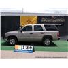 Image 2 : 2002 CHEVROLET TAHOE ~ 133,303 MILES VIN: 1GNEK13Z22J304936, SILVER, 4WD, V8, 5.3L, WINDSHIELD CRACK