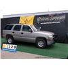 Image 4 : 2002 CHEVROLET TAHOE ~ 133,303 MILES VIN: 1GNEK13Z22J304936, SILVER, 4WD, V8, 5.3L, WINDSHIELD CRACK